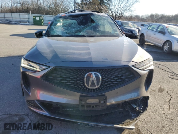 2024 Acura MDX w/A-Spec Package with VIN 5J8YE1H00RL020647, listed as a Copart auction lot 43196085 with 17,975 mi miles and Salvage Title. Bid and sale history available at carsss.com. Image 5.
