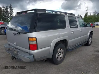 2005 Chevrolet Suburban LT z VIN 3GNEC16ZX5G261624, wystawiony jako IAAI lot #42249915 z przebiegiem 203 399 mil mil oraz . Historia ofert i sprzedaży dostępna na DreamBid. Obrazek 4.