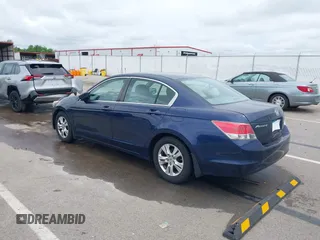 2010 Honda Accord LX-P z VIN 1HGCP2F42AA156648, wystawiony jako IAAI lot #42238667 z przebiegiem 136 119 mil mil oraz . Historia ofert i sprzedaży dostępna na DreamBid. Obrazek 3.