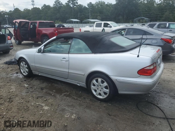 2003 Mercedes-Benz CLK-Class 3.2L with VIN WDBLK65G23T134316, listed as a Copart auction lot 71629614 with 141,239 mi miles and Salvage Title. Bid and sale history available at carsss.com. Image 2.
