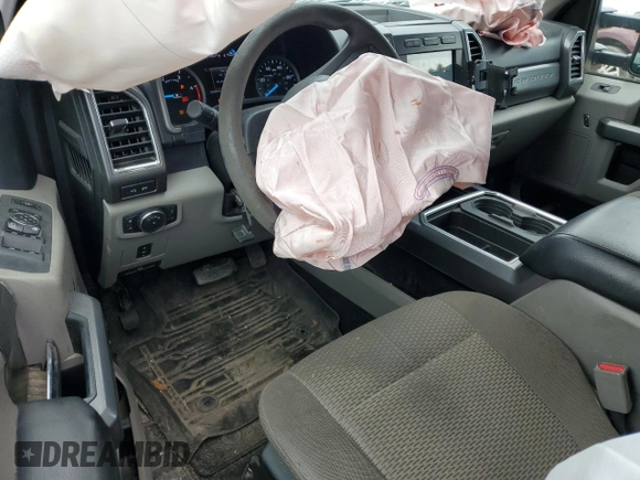 2017 Ford F-350 Lariat с VIN 1FT8W3DT7HEC33220, выставлен на аукционе Copart как лот 52855575 с пробегом 250 666 миль миль и Списание • Salvage title. История ставок и продаж доступна на DreamBid. Изображение 8.