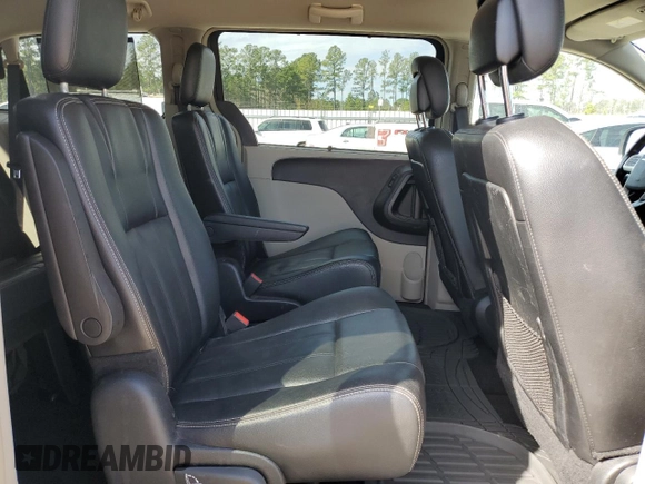 2015 Chrysler Town & Country Touring with VIN 2C4RC1BG0FR562039, listed as a Copart auction lot 46063525 with 181,458 mi miles and Salvage Title. Bid and sale history available at carsss.com. Image 11.