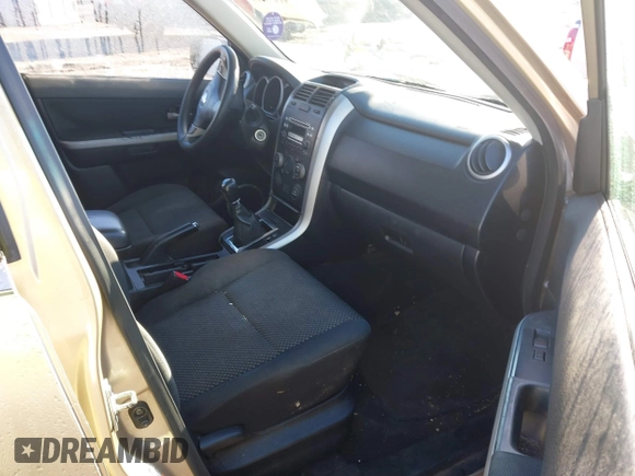 2008 Suzuki Grand Vitara with VIN JS3TE941884102058, listed as a IAAI auction lot 41433513 with 299,533 mi miles and . Bid and sale history available at DreamBid. Image 5.