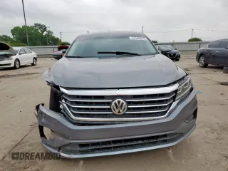 2020 Volkswagen Passat SE z VIN 1VWSA7A38LC010962, wystawiony jako Copart lot #57520325 z przebiegiem 76 566 mil mil oraz Czysty tytuł • Clean title. Historia ofert i sprzedaży dostępna na DreamBid. Obrazek 5.