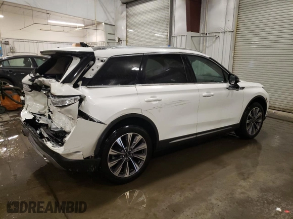 2021 Lincoln Corsair Reserve z VIN 5LMCJ2D98MUL13044, wystawiony jako Copart lot #44141305 z przebiegiem 26 602 mil mil oraz Szkoda całkowita • Salvage title. Historia ofert i sprzedaży dostępna na DreamBid. Obrazek 3.