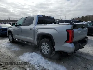 2022 Toyota Tundra 4WD SR5 with VIN 5TFLA5DB8NX049514, listed as a Copart auction lot 45870865 with 51,053 mi miles and Salvage Title. Bid and sale history available at carsss.com. Image 2.