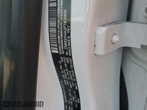 2023 Maserati Grecale GT z VIN ZN682AVA2P7418404, wystawiony jako Copart lot #44812895 z przebiegiem 33 382 mil mil oraz Szkoda całkowita • Salvage title. Historia ofert i sprzedaży dostępna na DreamBid. Obrazek 15.