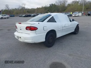 2001 Chevrolet Cavalier z VIN 1G1JC124417308341, wystawiony jako IAAI lot #41185116 z przebiegiem 349 195 mil mil oraz . Historia ofert i sprzedaży dostępna na DreamBid. Obrazek 4.