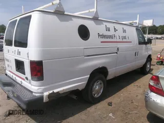 2007 Ford Econoline Cargo with VIN 1FTNS24W07DB34472, listed as a IAAI auction lot 42092511 with 187,546 mi miles. Bid and sale history available at carsss.com. Image 4.