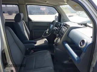 2005 Honda Element EX with VIN 5J6YH18625L010278, listed as a IAAI auction lot 41903371 with 204,659 mi miles and . Bid and sale history available at DreamBid. Image 5.