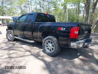 2013 Chevrolet Silverado 1500 LTZ with VIN 1GCRKTE76DZ354602, listed as a IAAI auction lot 42066451 with 81,907 mi miles and . Bid and sale history available at DreamBid. Image 3.