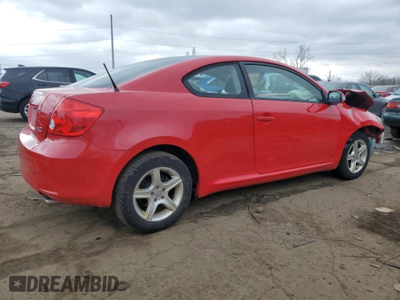 2005 Scion tC z VIN JTKDE177450048256, wystawiony jako Copart lot #50401245 z przebiegiem 146 677 mil mil oraz Tytuł czysty. Historia ofert i sprzedaży dostępna na DreamBid. Obrazek 3.