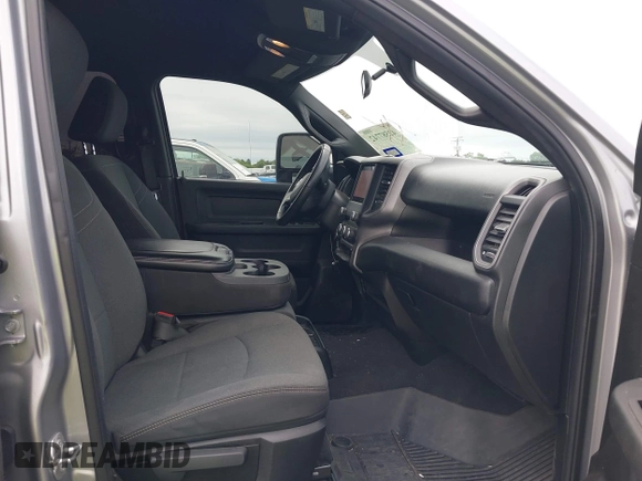 2023 Ram 2500 Tradesman with VIN 3C6UR5CJXPG590942, listed as a IAAI auction lot 42587742 with 76,595 mi miles and . Bid and sale history available at DreamBid. Image 5.