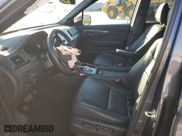 2019 Honda Passport EX-L with VIN 5FNYF7H5XKB012171, listed as a Copart auction lot 82822484 with 41,295 mi miles and Salvage Title. Bid and sale history available at carsss.com. Image 7.