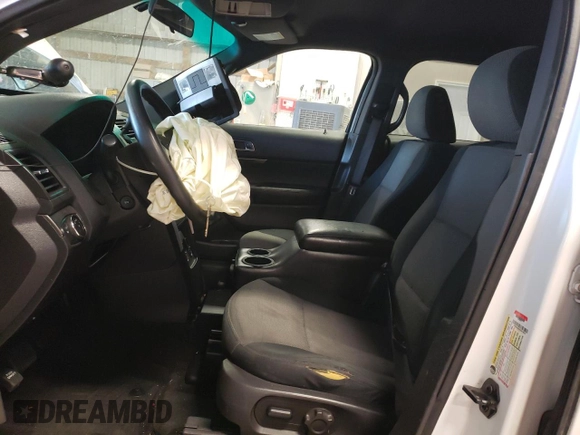 2015 Ford Utility Police Interceptor with VIN 1FM5K8AR3FGA78635, listed as a Copart auction lot 71081524 with 155,655 mi miles and Salvage Title. Bid and sale history available at carsss.com. Image 7.