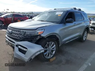 2020 Ford Explorer Limited with VIN 1FMSK8FH6LGB77156, listed as a IAAI auction lot 41806833 with 71,486 mi miles. Bid and sale history available at carsss.com. Image 18.