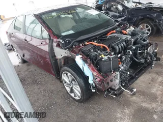 2018 Honda Clarity Plug-In Hybrid Touring with VIN JHMZC5F3XJC005797, listed as a IAAI auction lot 42021622 with 58,307 mi miles. Bid and sale history available at carsss.com. Image 1.
