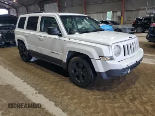 2014 Jeep Patriot Altitude with VIN 1C4NJPBA7ED703578, listed as a Copart auction lot 54330325 with 148,060 mi miles and Clean Title. Bid and sale history available at DreamBid. Image 4.