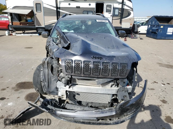 2020 Jeep Cherokee Altitude with VIN 1C4PJMLB3LD560205, listed as a Copart auction lot 77324144 with 53,665 mi miles and Salvage Title. Bid and sale history available at carsss.com. Image 5.