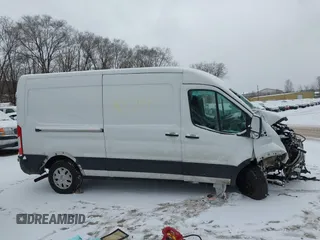 2021 Ford Transit Cargo with VIN 1FTBR1C87MKA51317, listed as a IAAI auction lot 41257947 with 62,000 mi miles and . Bid and sale history available at DreamBid. Image 13.