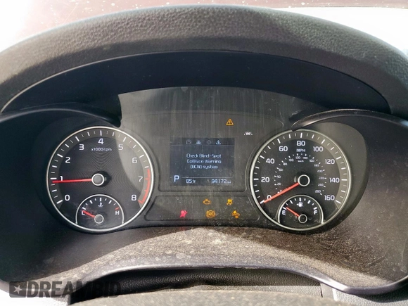 2020 Kia Optima LX z VIN 5XXGT4L32LG383588, wystawiony jako Copart lot #49146715 z przebiegiem 94 172 mil mil oraz Szkoda całkowita • Salvage title. Historia ofert i sprzedaży dostępna na DreamBid. Obrazek 9.