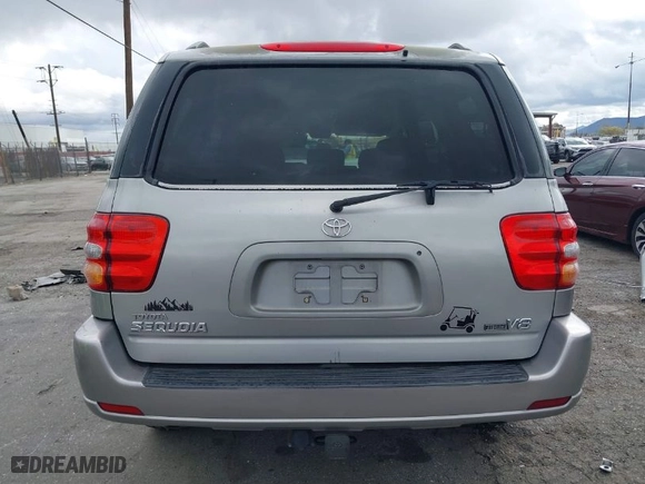 2004 Toyota Sequoia SR5 with VIN 5TDZT34A24S219659, listed as a IAAI auction lot 41784013 with 1 mi miles. Bid and sale history available at carsss.com. Image 15.