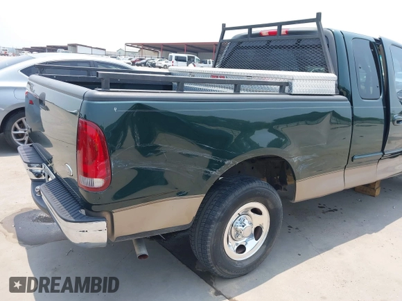 2001 Ford F-150 XL z VIN 1FTZX17201NA28384, wystawiony jako IAAI lot #39496964 z przebiegiem 65 695 mil mil oraz . Historia ofert i sprzedaży dostępna na DreamBid. Obrazek 17.