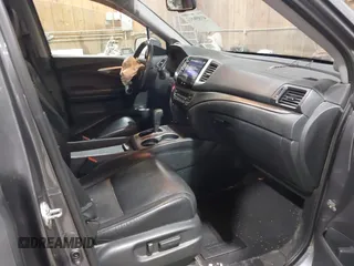 2016 Honda Pilot EX-L with VIN 5FNYF6H5XGB010230, listed as a IAAI auction lot 41858811 with 194,119 mi miles. Bid and sale history available at carsss.com. Image 5.