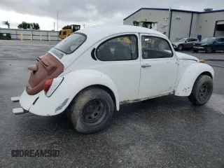1971 Volkswagen Beetle with VIN 1112645978, listed as a Copart auction lot 56670805 with 348,183 mi miles and Clean title. Bid and sale history available at DreamBid. Image 3.