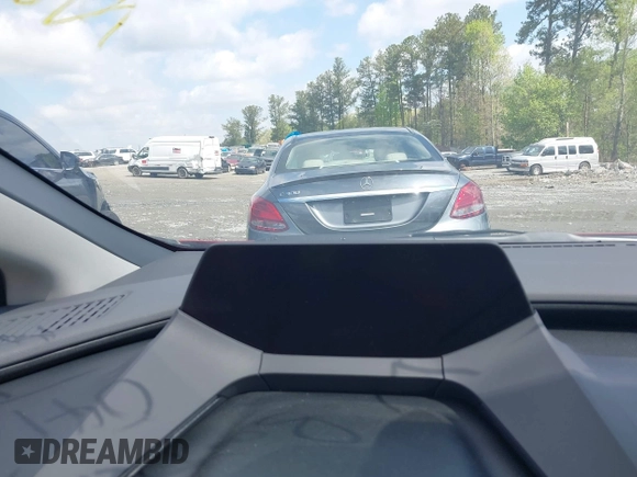 2024 Toyota Prius LE z VIN JTDACAAU3R3041074, wystawiony jako IAAI lot #41962281 z przebiegiem Nie podano mil oraz . Historia ofert i sprzedaży dostępna na DreamBid. Obrazek 15.