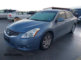 2010 Nissan Altima S with VIN 1N4AL2AP0AN512628, listed as a IAAI auction lot 42102865 with 184,235 mi miles and . Bid and sale history available at DreamBid. Image 2.