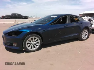 2018 Tesla Model S 75D z VIN 5YJSA1E29JF284124, wystawiony jako Copart lot #56644175 z przebiegiem 16 110 mil mil oraz Szkoda całkowita • Salvage title. Historia ofert i sprzedaży dostępna na DreamBid. Obrazek 1.