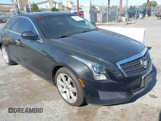 2013 Cadillac ATS z VIN 1G6AA5RA4D0176388, wystawiony jako IAAI lot #42460046 z przebiegiem 158 794 mil mil oraz . Historia ofert i sprzedaży dostępna na DreamBid. Obrazek 1.