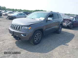 2020 Jeep Grand Cherokee Limited z VIN 1C4RJFBG3LC339985, wystawiony jako IAAI lot #42416752 z przebiegiem 93 089 mil mil oraz . Historia ofert i sprzedaży dostępna na DreamBid. Obrazek 17.