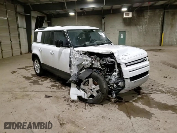 2020 Land Rover Defender SE with VIN SALEP7EU9L2022313, listed as a Copart auction lot 84724134 with 64,136 mi miles and Salvage title. Bid and sale history available at DreamBid. Image 15.