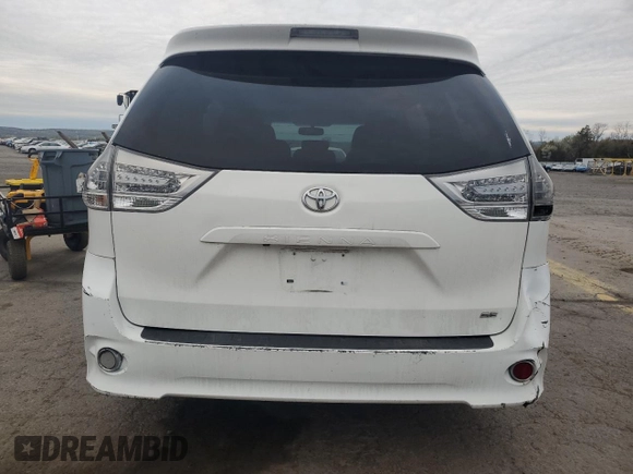 2012 Toyota Sienna SE with VIN 5TDXK3DC6CS185557, listed as a Copart auction lot 53316495 with 131,898 mi miles and Salvage Title. Bid and sale history available at carsss.com. Image 6.