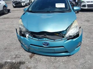 2013 Toyota Prius One with VIN JTDKDTB33D1051613, listed as a IAAI auction lot 42081513 with 97,101 mi miles. Bid and sale history available at carsss.com. Image 6.