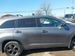 2017 Toyota Highlander Limited с VIN 5TDDZRFH9HS464762, выставлен на аукционе IAAI как лот 41396047 с пробегом 60 528 миль миль и . История ставок и продаж доступна на DreamBid. Изображение 13.