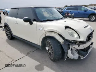 2017 MINI Hardtop Cooper S with VIN WMWXP7C54H2A44609, listed as a Copart auction lot 47864235 with 70,729 mi miles and Salvage title. Bid and sale history available at DreamBid. Image 4.