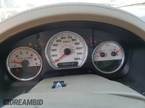 2008 Ford F-150 XLT with VIN 1FTPW14508FB68822, listed as a Copart auction lot 61831345 with 208,259 mi miles and Salvage title. Bid and sale history available at DreamBid. Image 9.