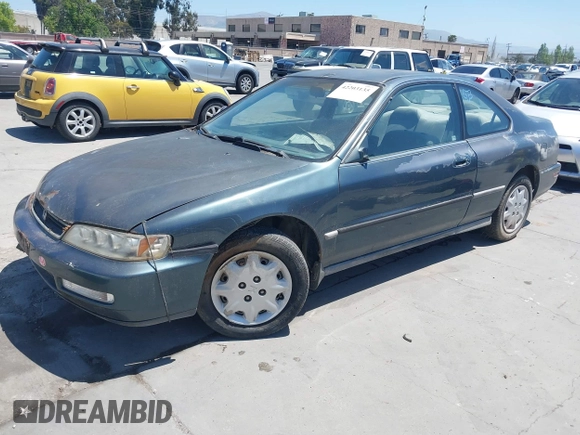 1996 Honda Accord LX with VIN 1HGCD7233TA023922, listed as a IAAI auction lot 42203135 with 239,677 mi miles and . Bid and sale history available at carsss.com. Image 2.
