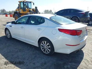 2015 Kia Optima LX with VIN 5XXGM4A70FG470686, listed as a IAAI auction lot 41828763 with 133,547 mi miles. Bid and sale history available at carsss.com. Image 3.
