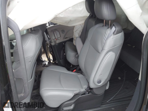 2023 Toyota Sienna XLE z VIN 5TDYSKFC8PS074090, wystawiony jako IAAI lot #41850368 z przebiegiem 44 057 mil mil oraz . Historia ofert i sprzedaży dostępna na DreamBid. Obrazek 8.