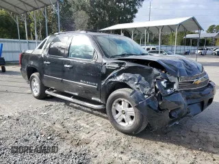 2008 Chevrolet Avalanche LS z VIN 3GNEC120X8G143925, wystawiony jako Copart lot #80324424 z przebiegiem 297 310 mil mil oraz Szkoda całkowita • Salvage title. Historia ofert i sprzedaży dostępna na DreamBid. Obrazek 4.