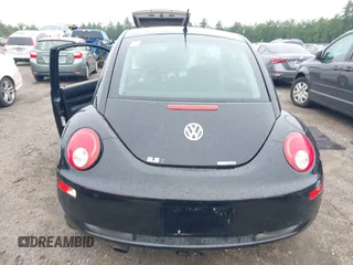 2010 Volkswagen Beetle with VIN 3VWPG3AG2AM016977, listed as a IAAI auction lot 42464694 with 151,698 mi miles and . Bid and sale history available at DreamBid. Image 16.