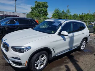 2019 BMW X3 xDrive30i z VIN 5UXTR9C5XKLD90591, wystawiony jako IAAI lot #42296306 z przebiegiem 100 416 mil mil oraz . Historia ofert i sprzedaży dostępna na DreamBid. Obrazek 2.