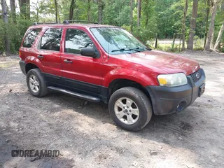 2007 Ford Escape XLT с VIN 1FMYU03197KB35743, выставлен на аукционе IAAI как лот 42400525 с пробегом 206 683 миль миль и . История ставок и продаж доступна на DreamBid. Изображение 1.