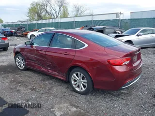 2015 Chrysler 200 Limited z VIN 1C3CCCAB7FN662177, wystawiony jako IAAI lot #42032768 z przebiegiem 64 570 mil mil oraz . Historia ofert i sprzedaży dostępna na DreamBid. Obrazek 3.