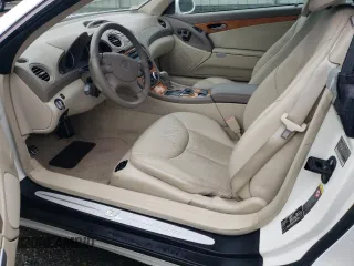 2003 Mercedes-Benz SL 500 z VIN WDBSK75F03F033637, wystawiony jako Copart lot #55441235 z przebiegiem Nie podano mil oraz Szkoda całkowita • Salvage title. Historia ofert i sprzedaży dostępna na DreamBid. Obrazek 7.