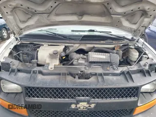 2007 Chevrolet Express Cargo Van with VIN 1GCGG25VX71142791, listed as a IAAI auction lot 41499942 with 235,223 mi miles. Bid and sale history available at carsss.com. Image 10.